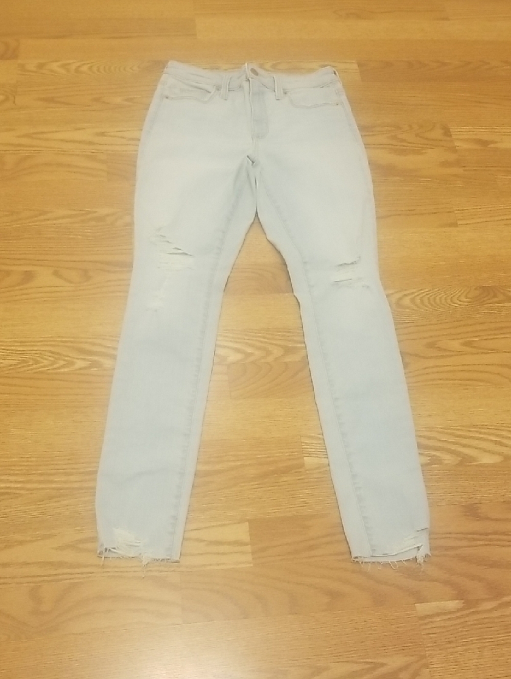 Universal Thread Light Blue Distressed Skinny Jeans